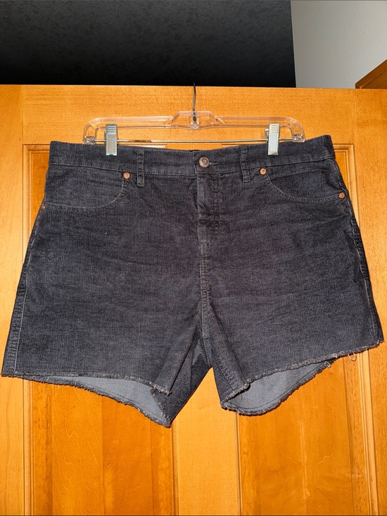 GAP Pants - NEW Women’s GAP Charcoal Corduroy Raw-Hem Jean Shorts - Size 12